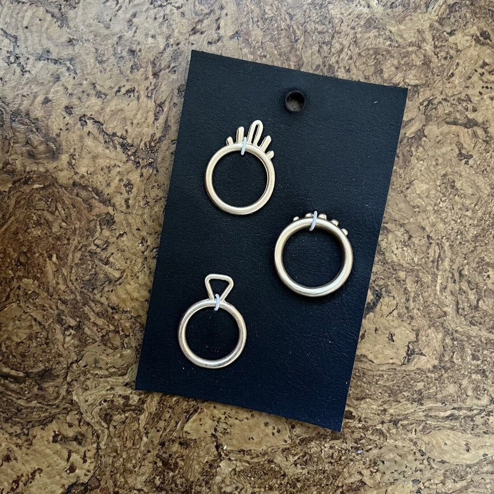 Free People Women's Temple Gold Stacking Rings Boho Jewelry 3 Ring Set - Picture 2 of 3